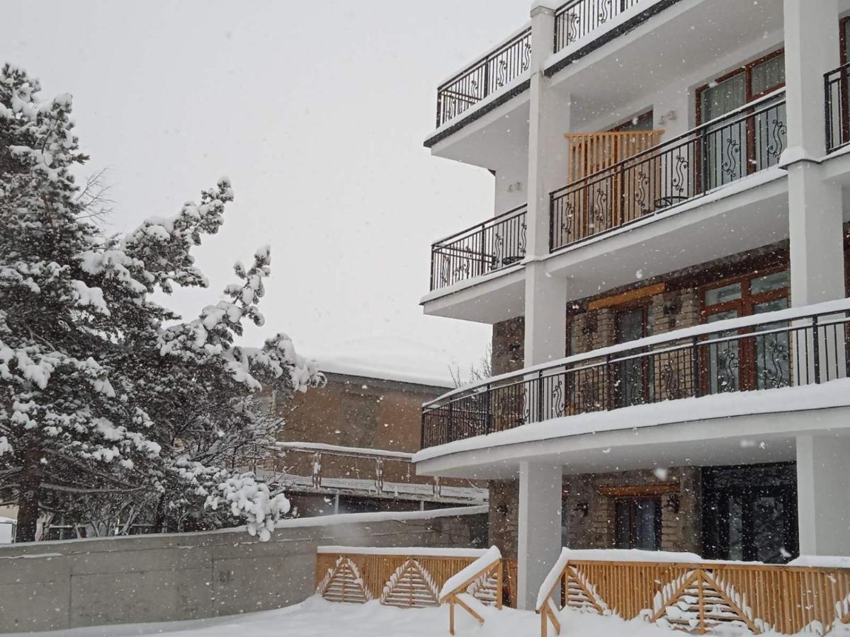Mood Hotel Kazbegi Екстер'єр фото