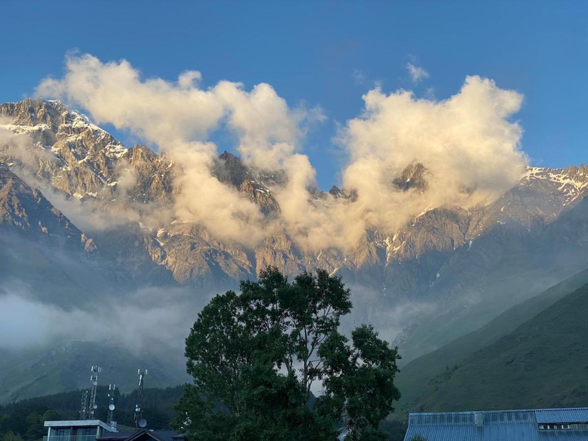Mood Hotel Kazbegi Екстер'єр фото