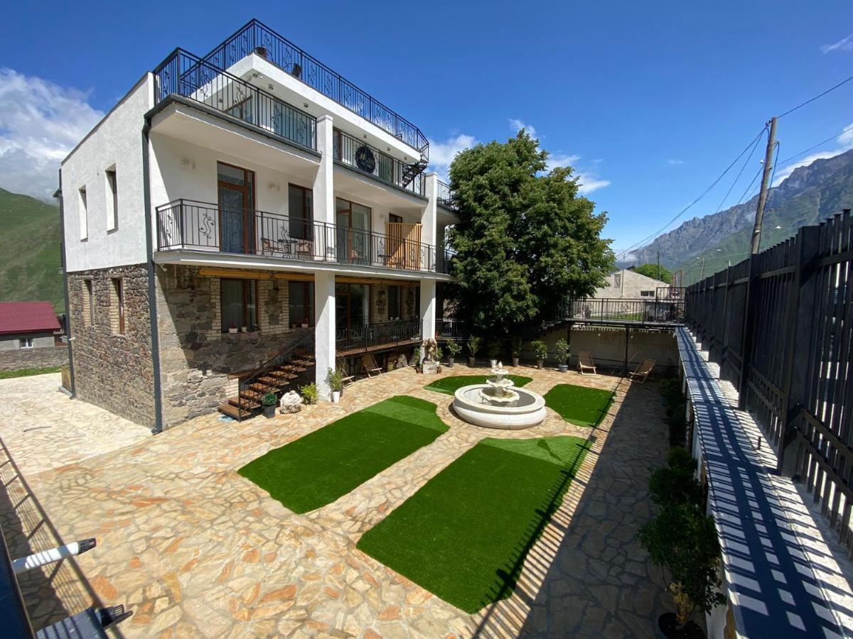 Mood Hotel Kazbegi Екстер'єр фото