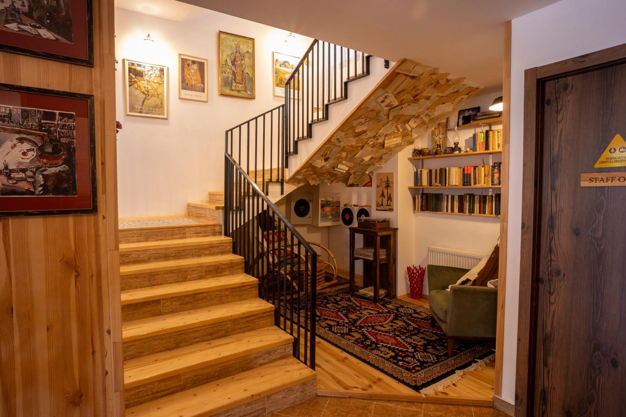 Mood Hotel Kazbegi Екстер'єр фото