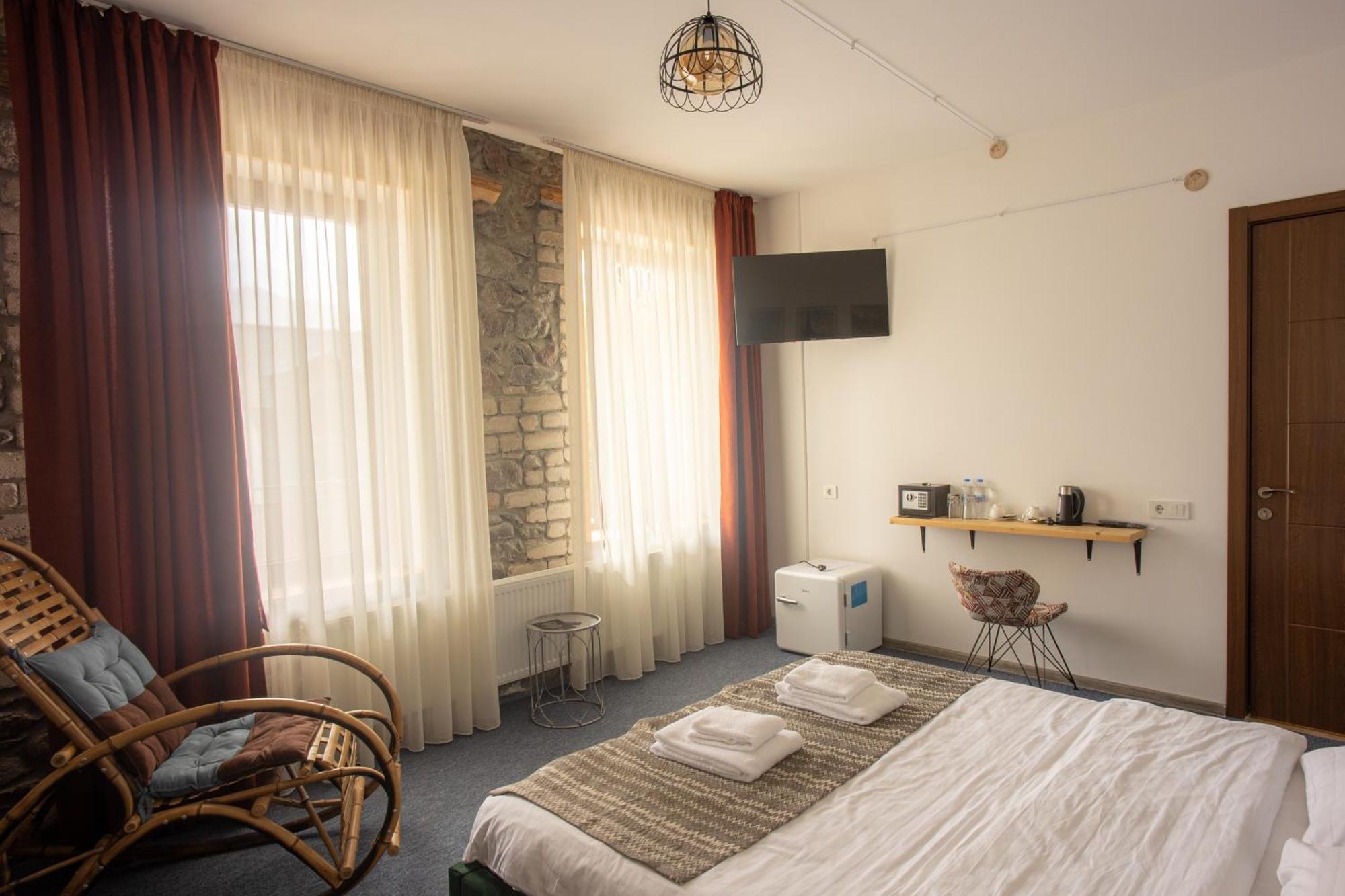 Mood Hotel Kazbegi Екстер'єр фото